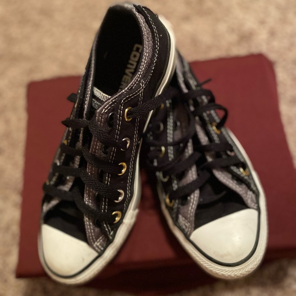 Women’s Converse shoes